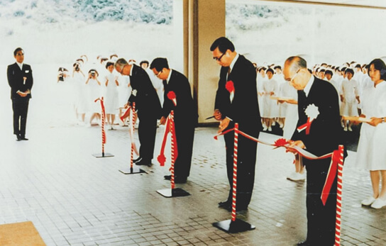 画像：滋賀医科大学施設竣工並びに医学部附属病院開院記念式典の挙行
